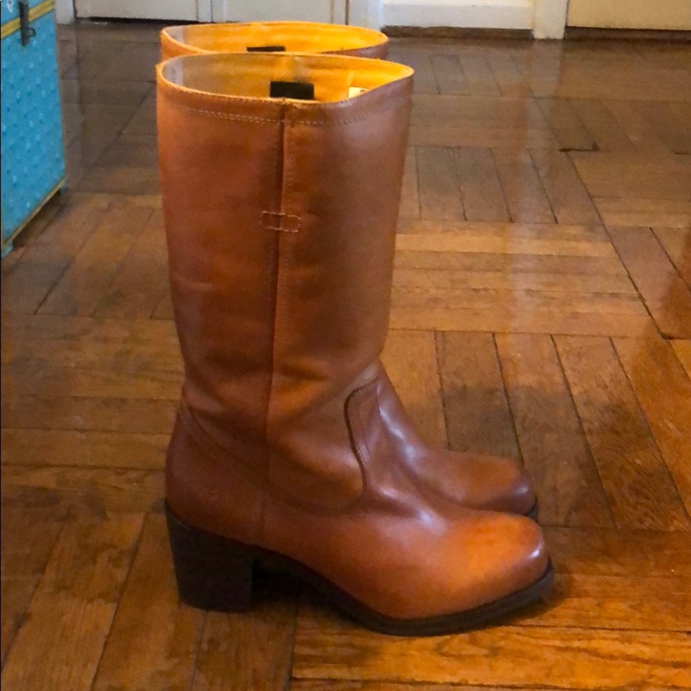 Frye Kendall Pull On-SFG - Camel - Size 9